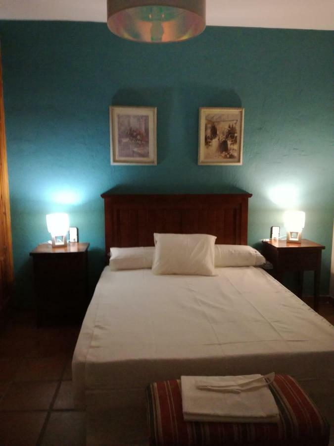Burguillos de Toledo Casa Rural La Amistadヴィラ エクステリア 写真