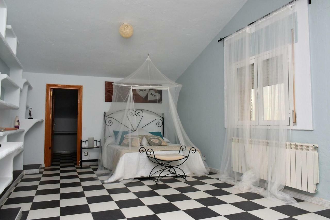 Burguillos de Toledo Casa Rural La Amistadヴィラ エクステリア 写真