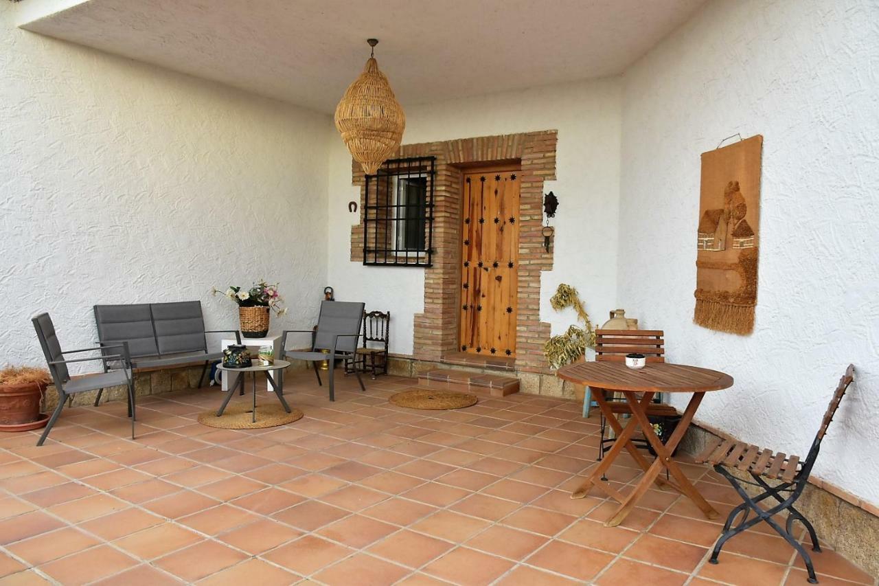 Burguillos de Toledo Casa Rural La Amistadヴィラ エクステリア 写真